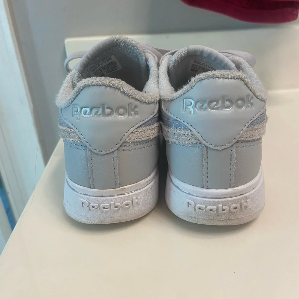 Grey Platform Reebok’s - Picture 3 of 3